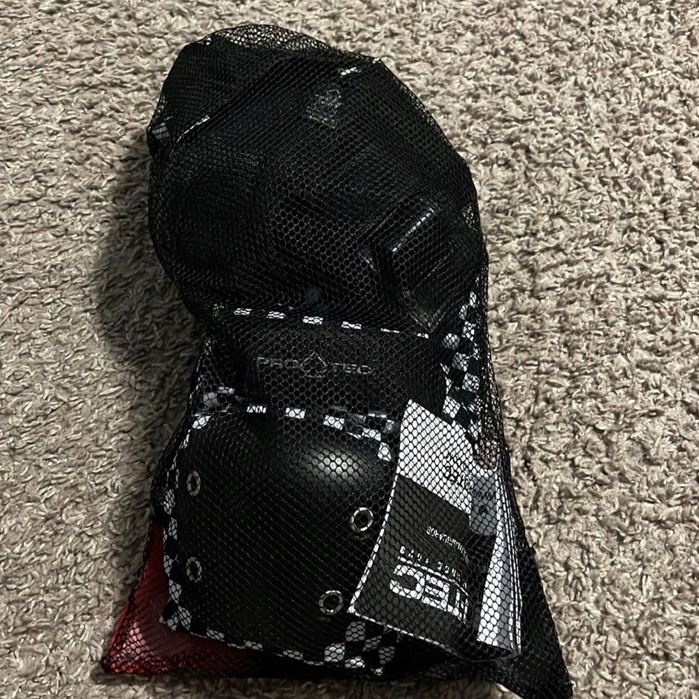 Skateboarding pads
